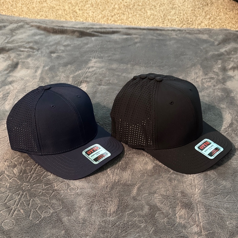 OTTO Men's Caps in Black and Navy